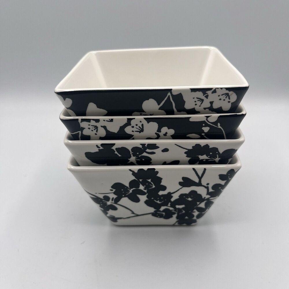 222 fifth Mia Blossom Square 4 Mini Bowl Set Black White Floral